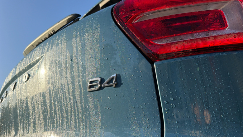 Volvo XC40 2.0 B4P Ultra Dark 5dr Auto Petrol Estate